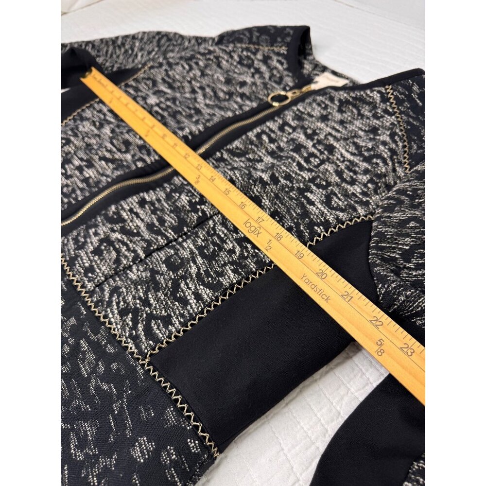 NWT Chicos Womens Black & White Textured Knit Jacket With Gold Zipper Size 3P - Picture 11 of 12